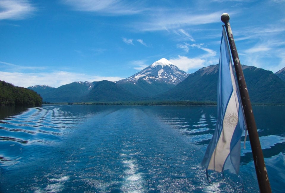 catamarán-josé-julian-2-960x651