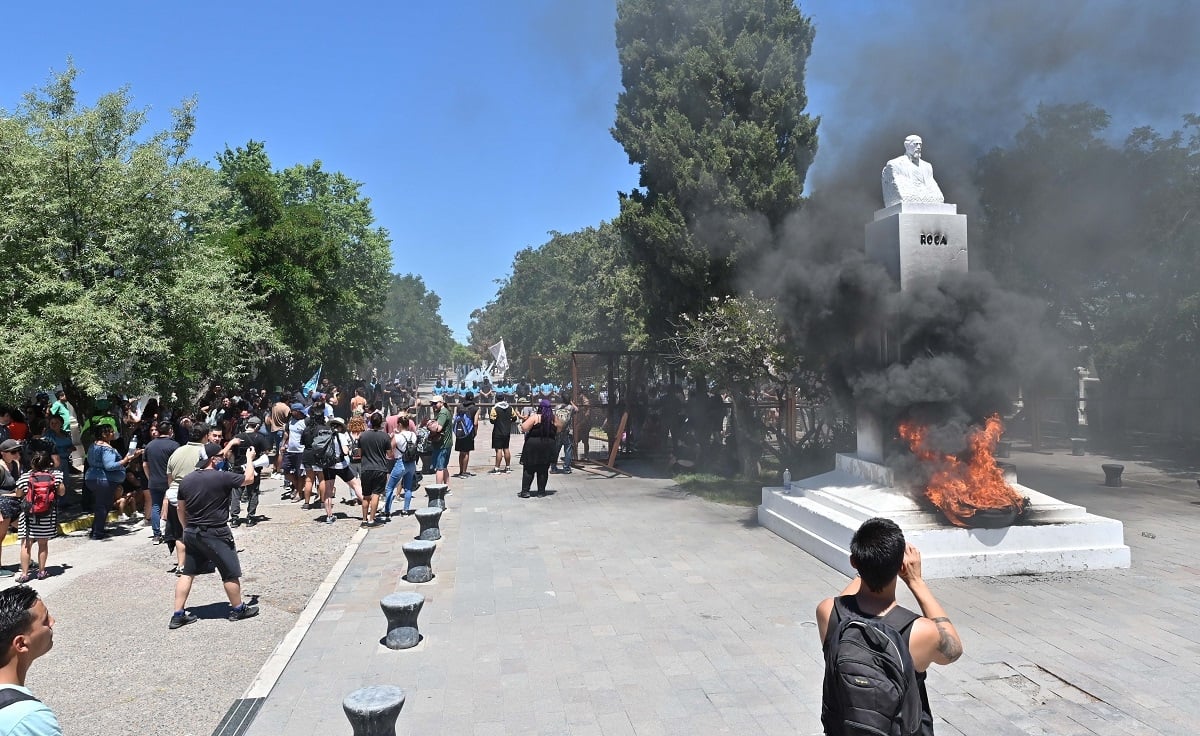 17-12-2021_siete_detenidos_un_diputado_provincial