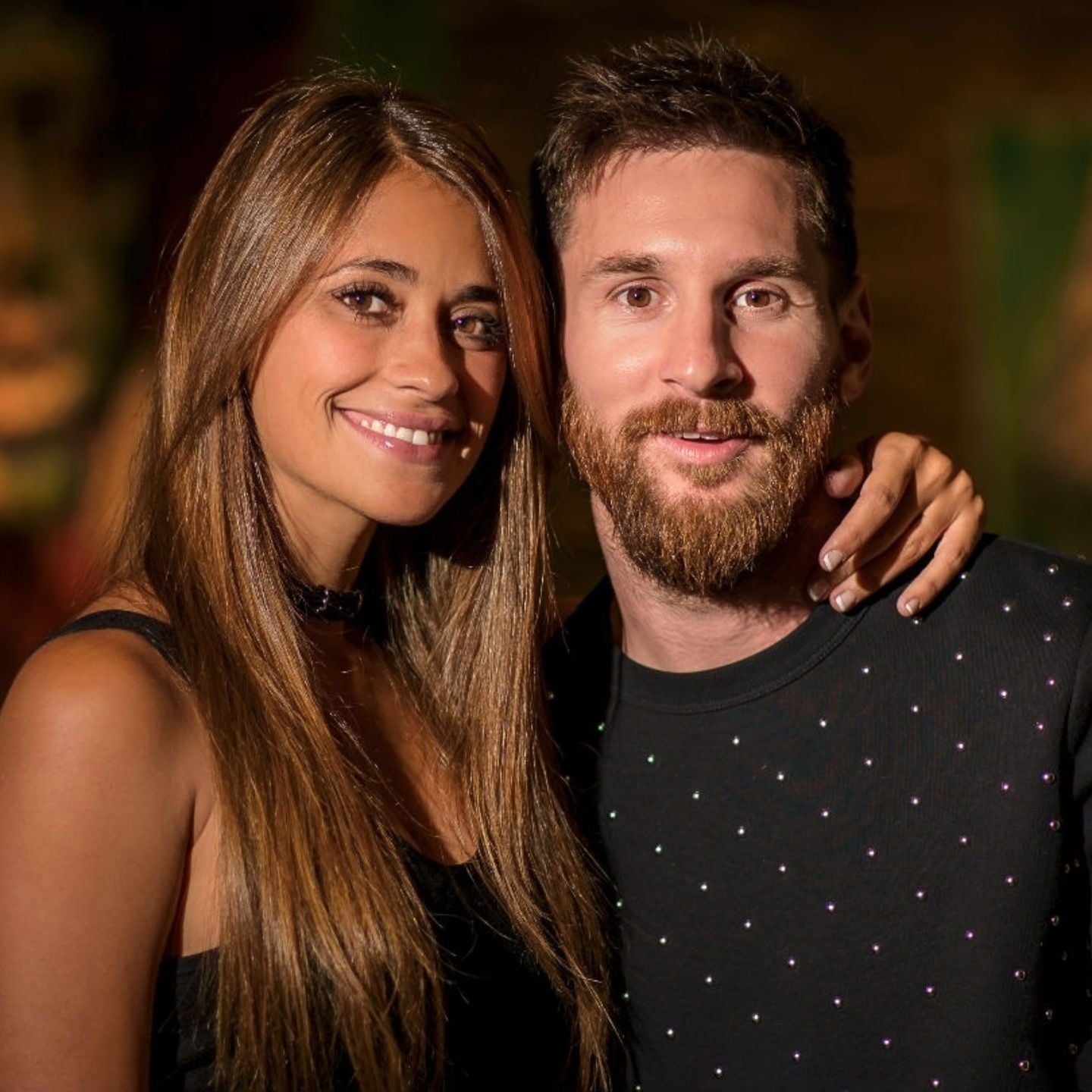antonella_roccuzzo_y_lionel_messi.jpg_718887415