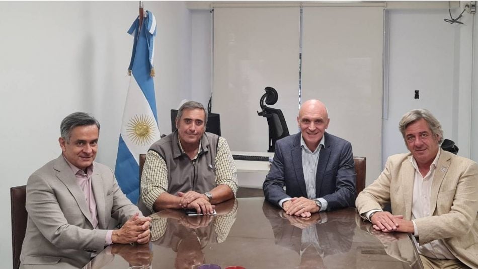20211230-jose-luis-espert-se-reunio-con-el-presidente-de-la-sociedad-rural-1292220