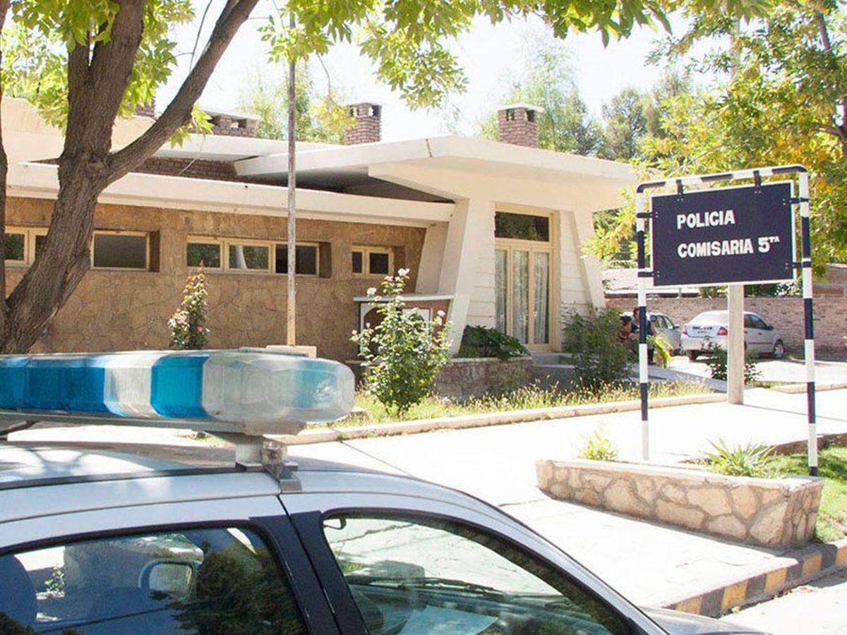 a-comisaria-quinta-centenario-policiajpg (1)