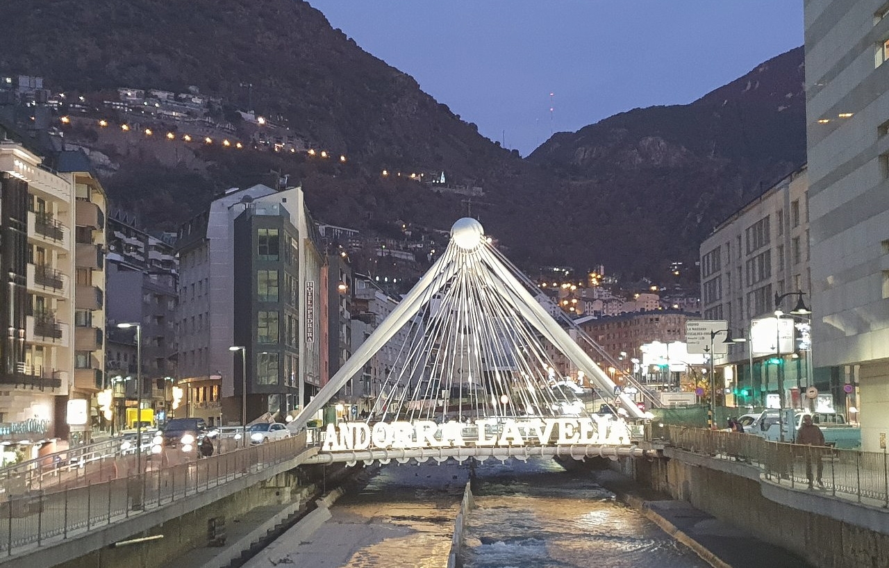 www.minutoneuquen.com andorra0