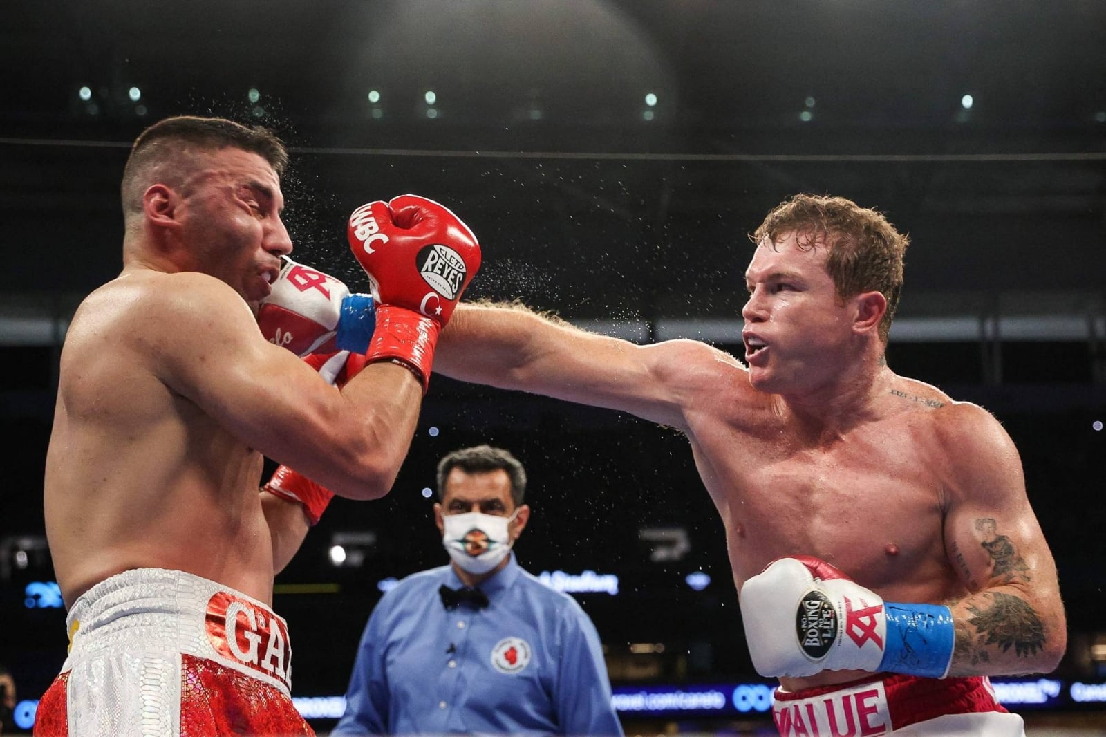 Canelo-Alvares-vs.-Avni-Yildirim.-Foto-AFP.-1