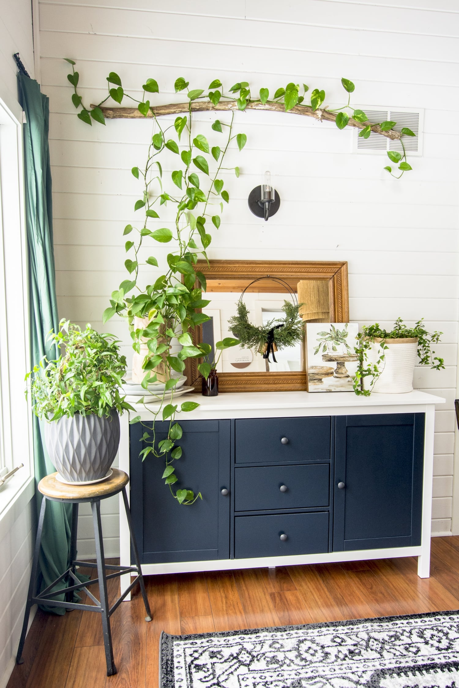 Winter-Buffet-Styling-www.graceinmyspace.com_