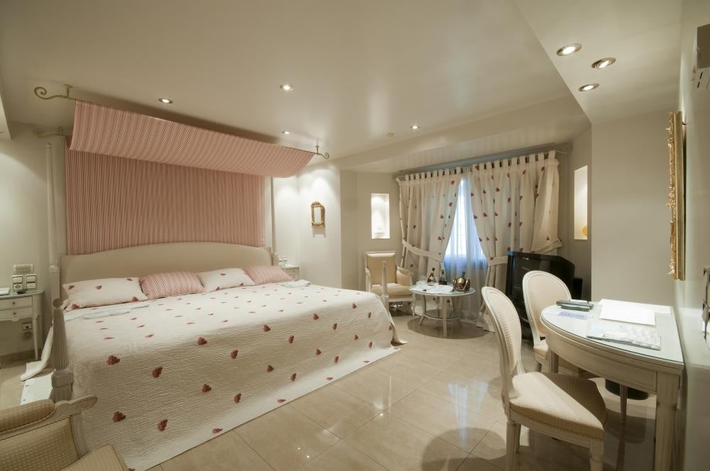 www.minutoneuquen.com hotelmessi2