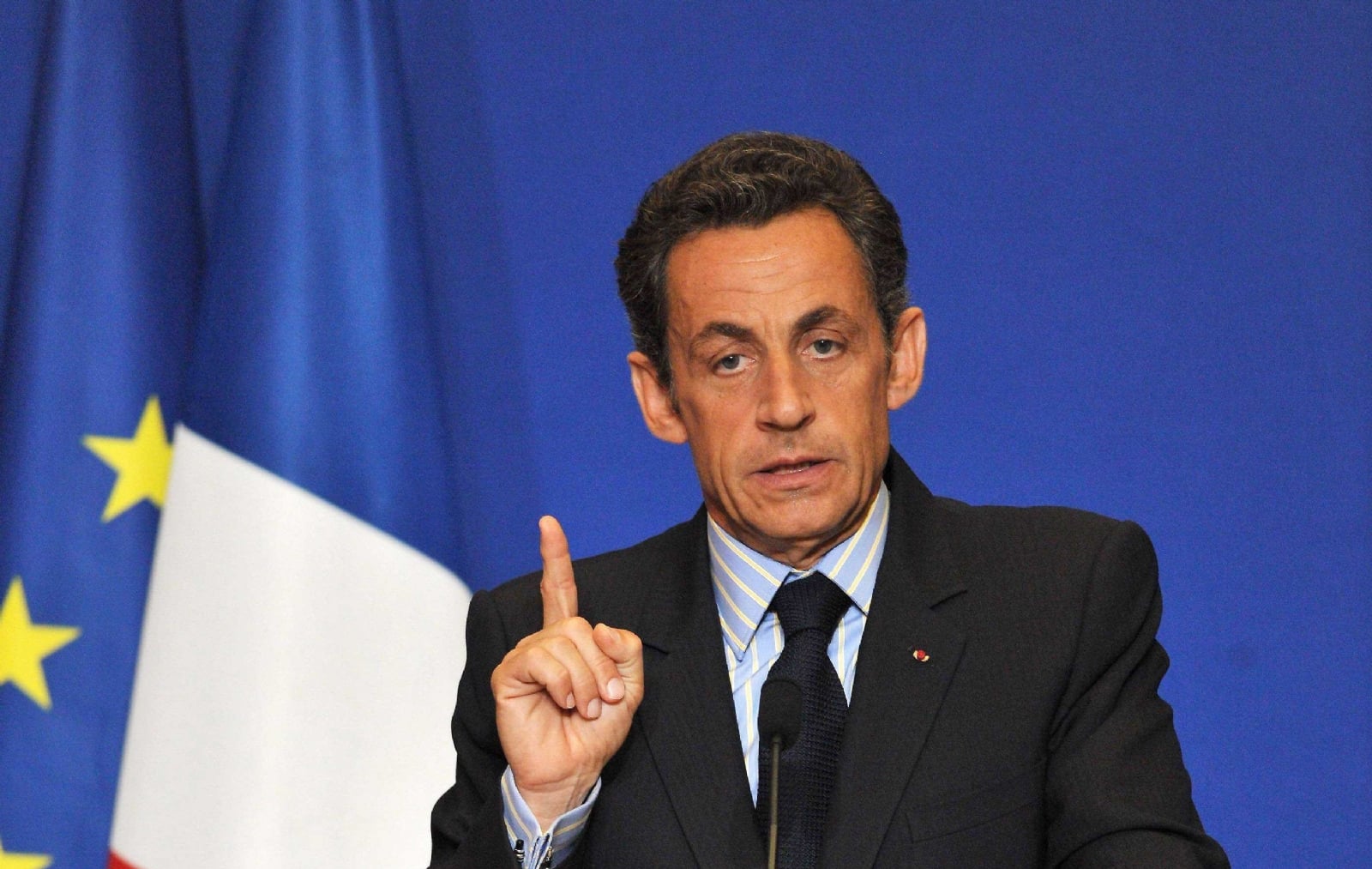sarkozy triste