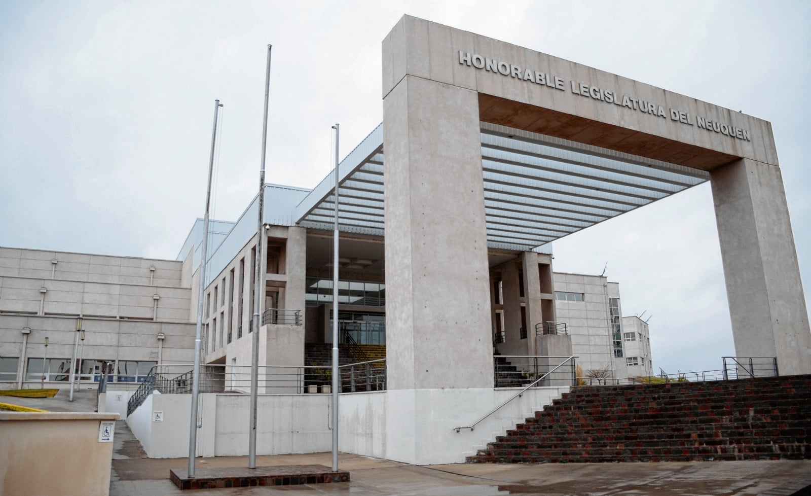 LEGISLATURA9