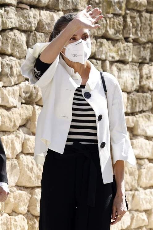 letizia_8e7b8a62_495x742
