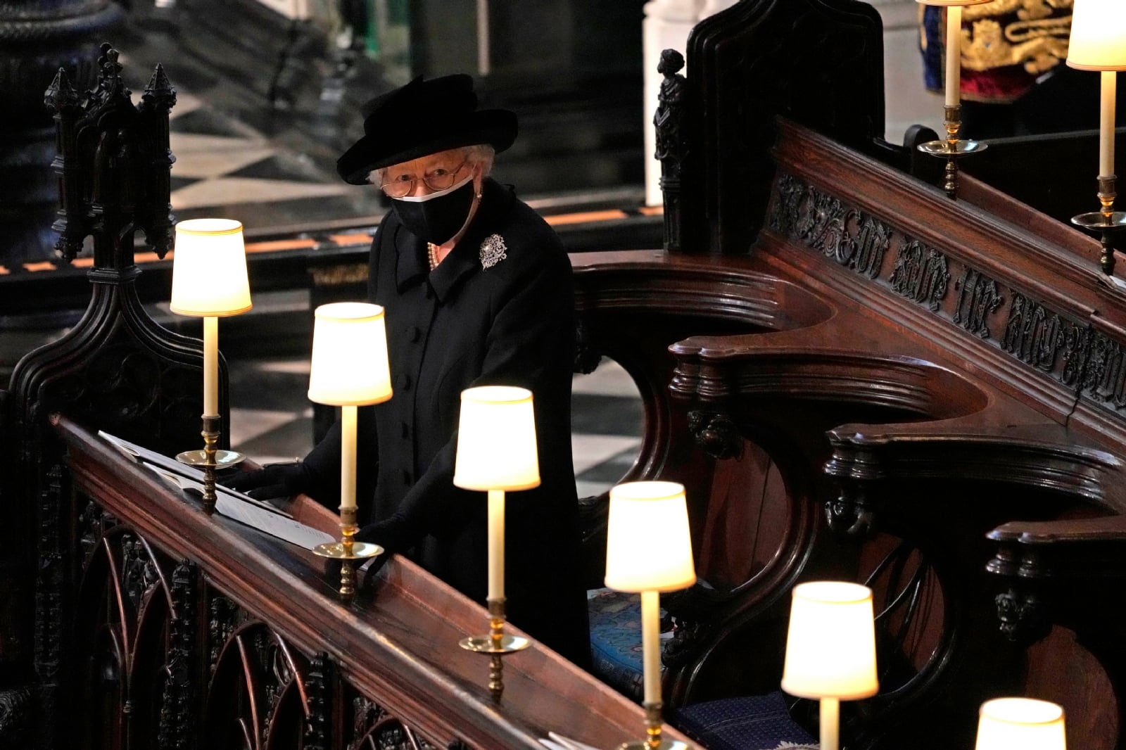 reina Isabel II