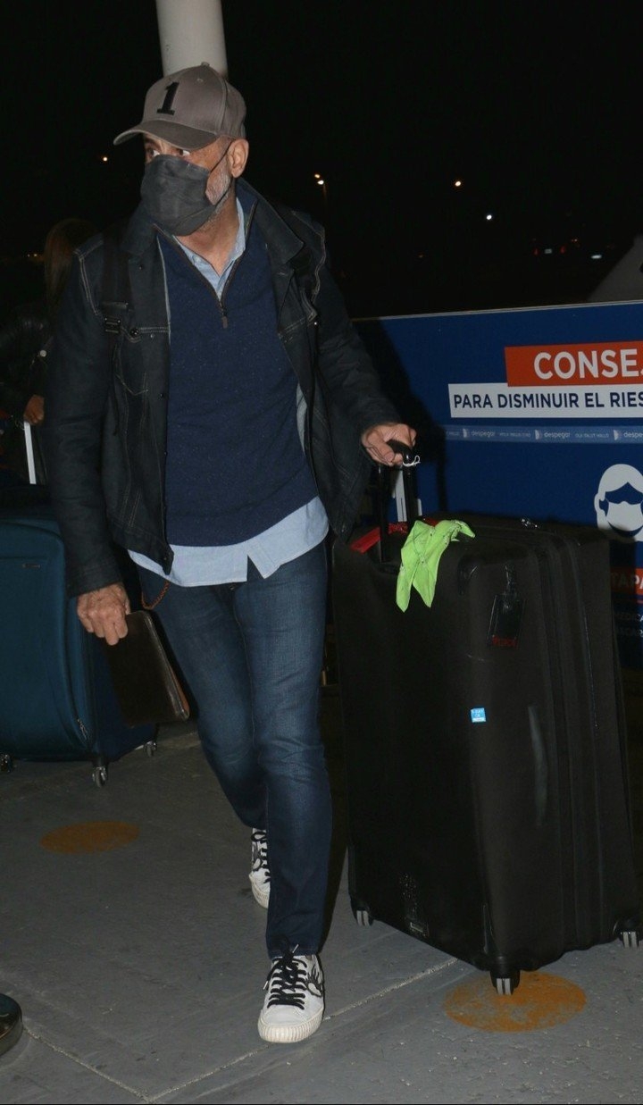 jorge-rial-en-el-aeropuerto___YOG5OrzaM_720x0__1