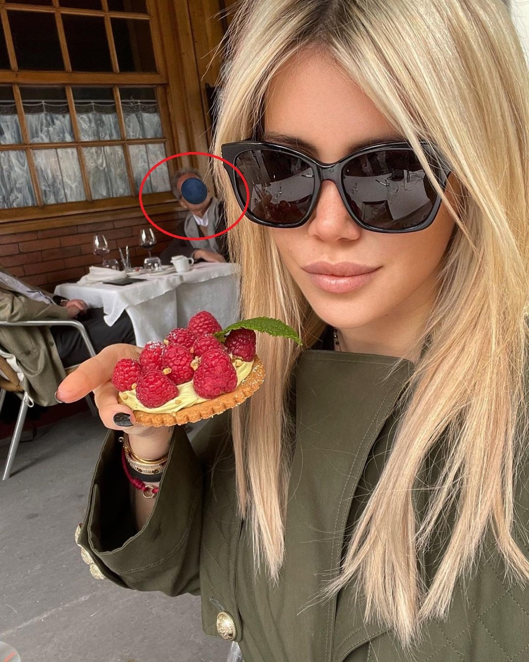 wanda-nara-barbijo-azul