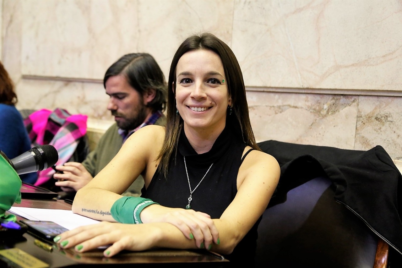 LUCILA DE PONTI PORTADA