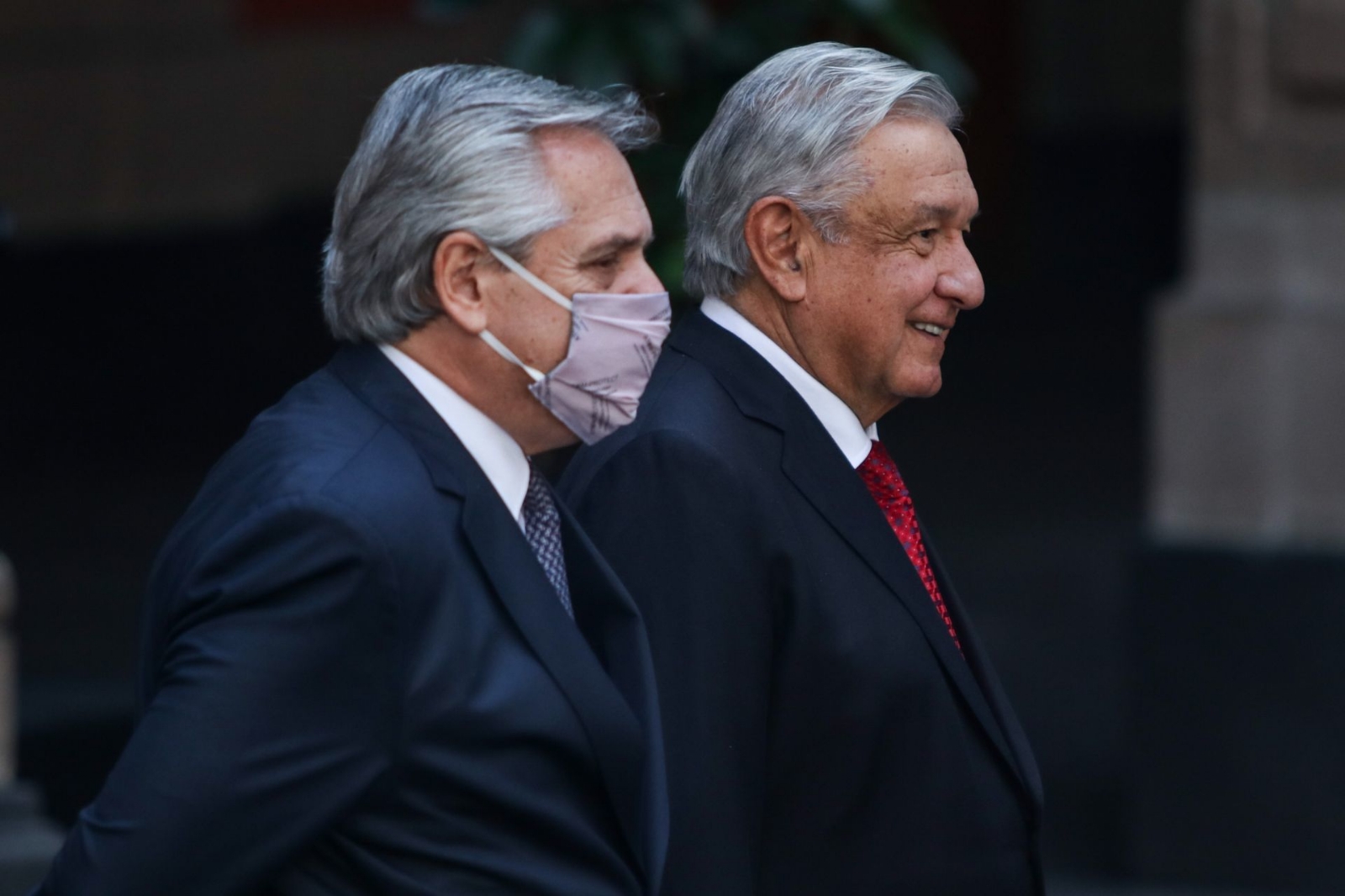 aparecieron-narcomantas-a-pocas-horas-de-la-visita-de-amlo-y-alberto-fernandez-a-iguala-ciudad-marcada-por-el-crimen-organizado