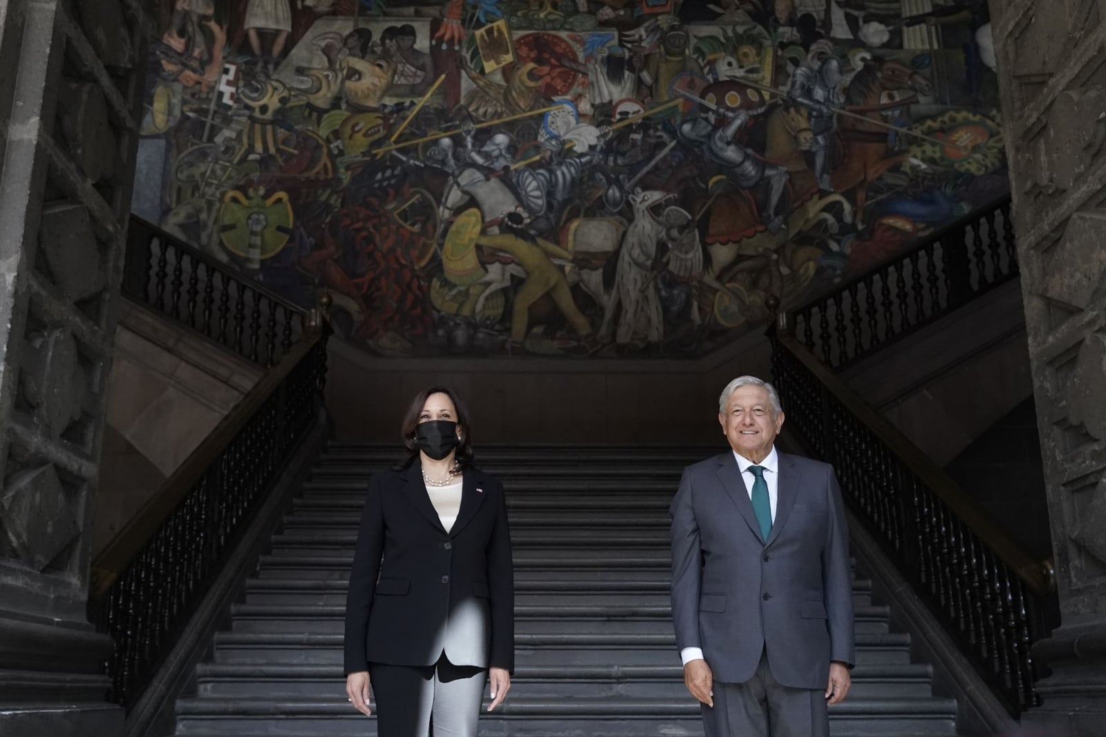 kamala amlo 2