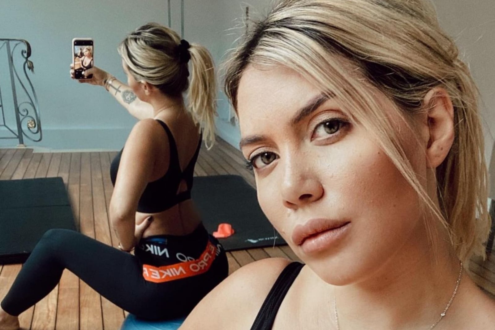 el-picante-topless-de-wanda-nara-antes-de-entrar-a-banarse