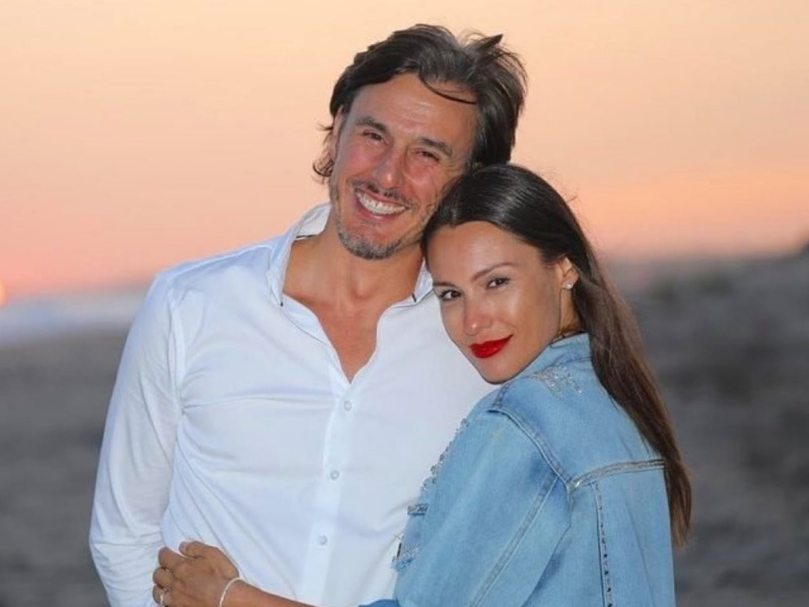 pampita-y-roberto-garcia-moritan-portada-1