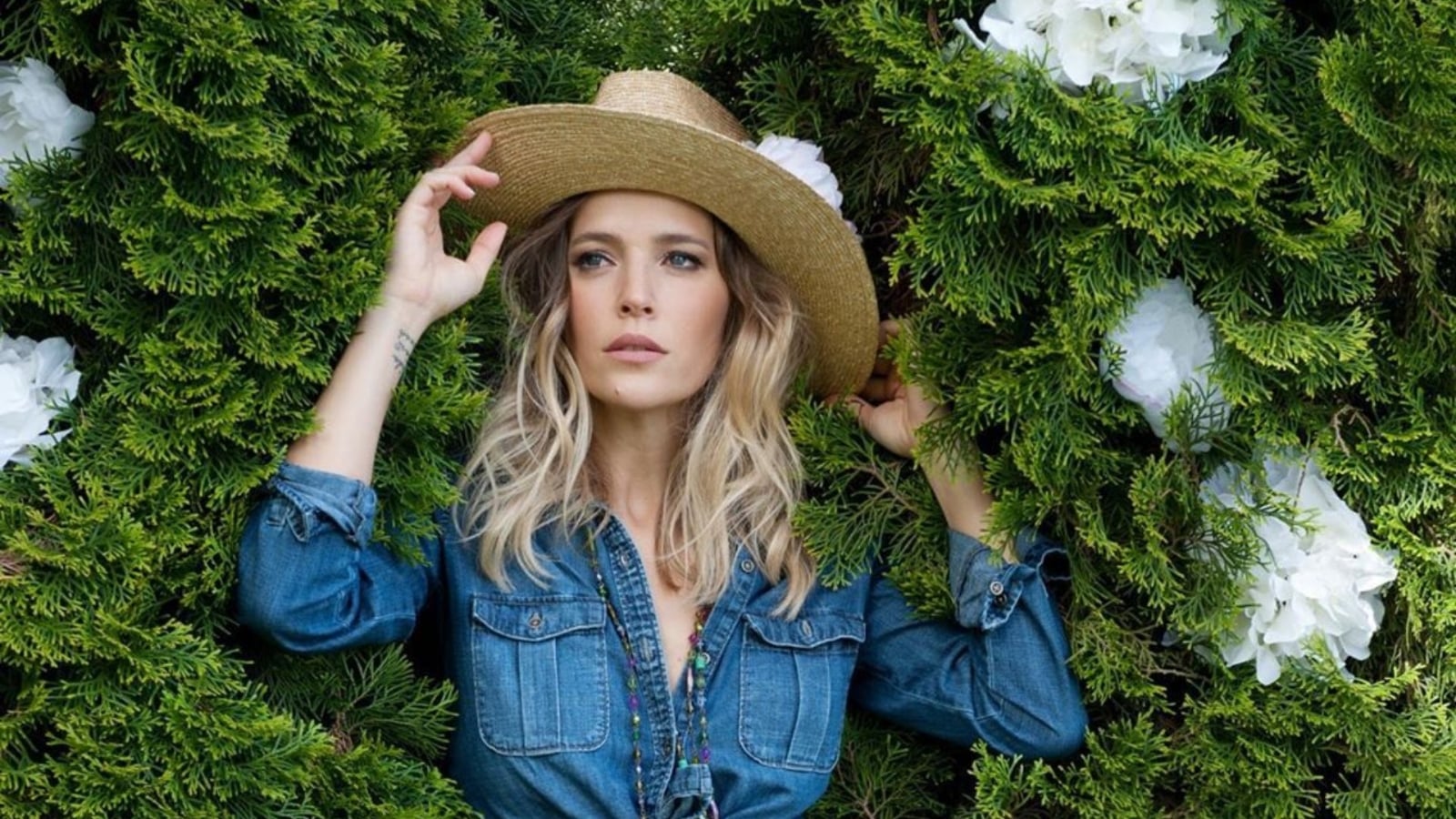 gente-luisana-lopilato-aper-13-05-2020