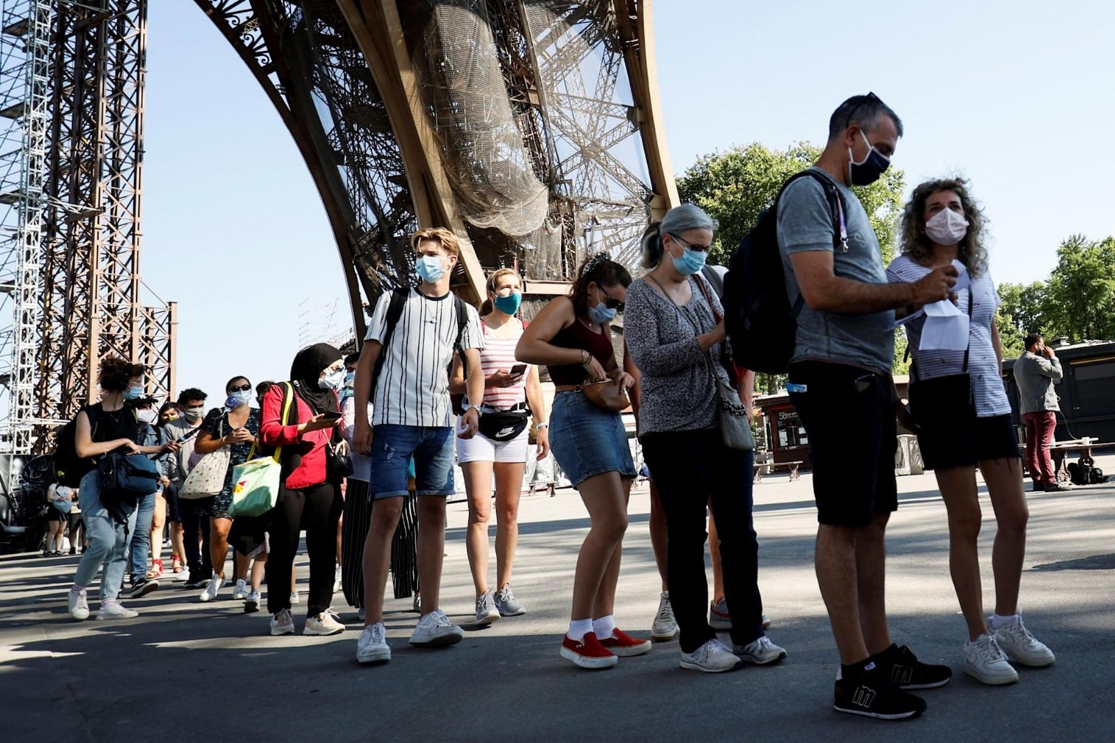 eiffel 2