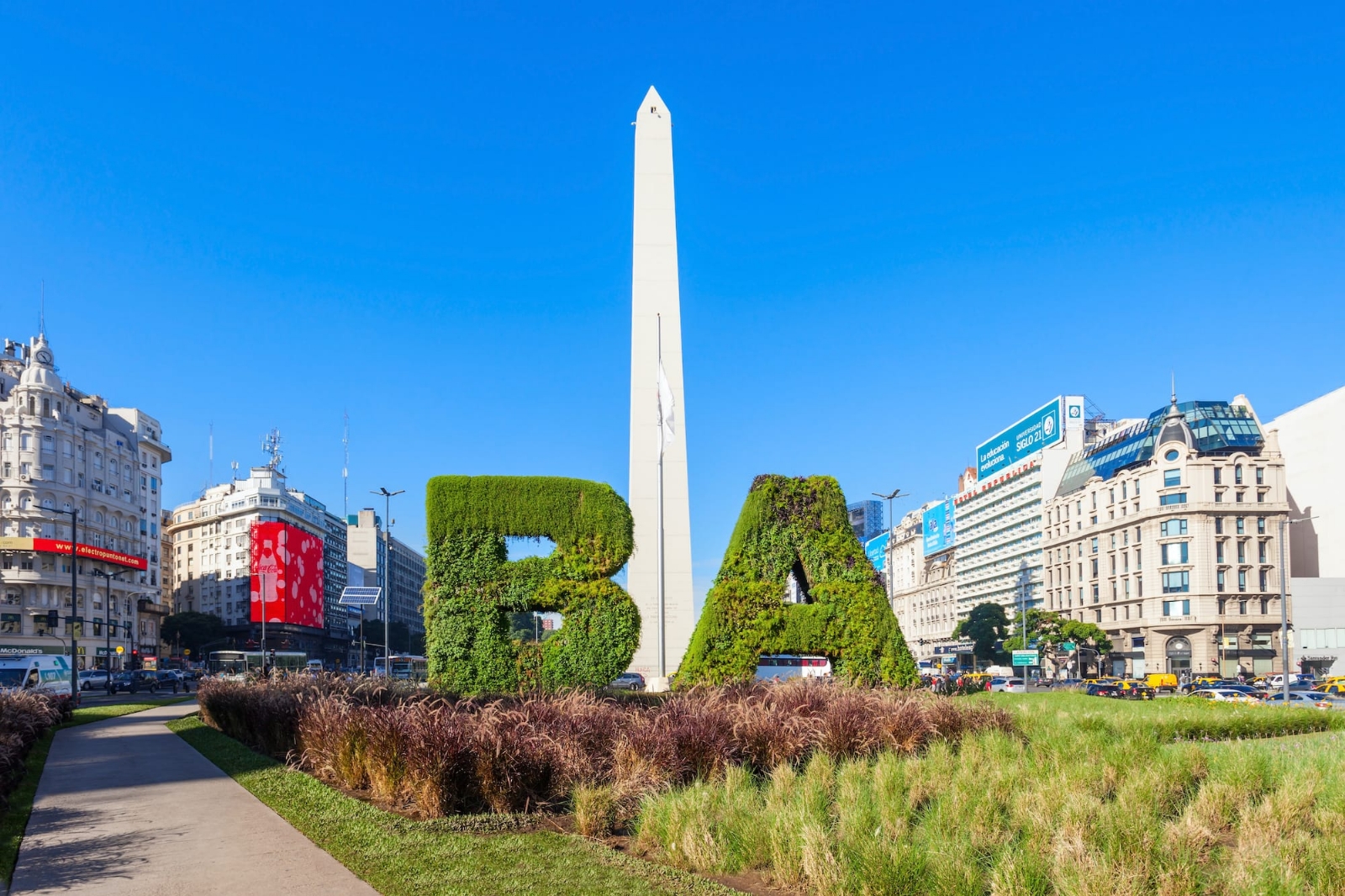 Tourism-Argentina-Buenos-Aires-back-flights