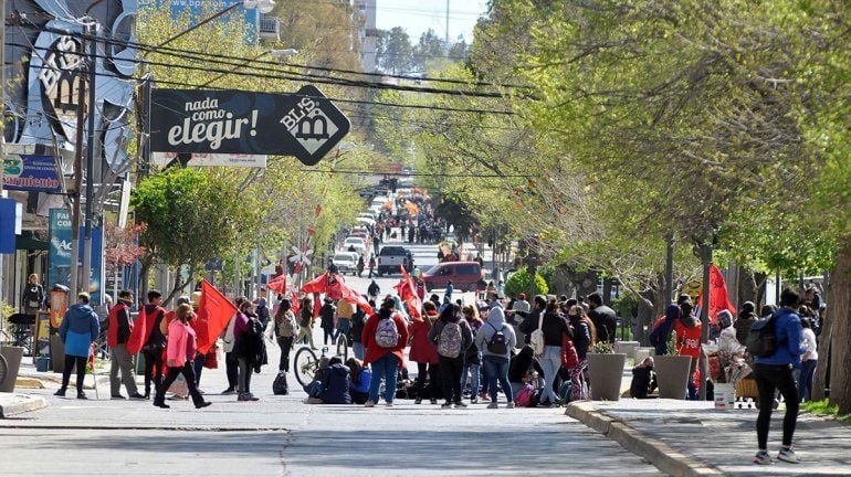 corte-organizaciones-sociales-piquete-avenida-argentina