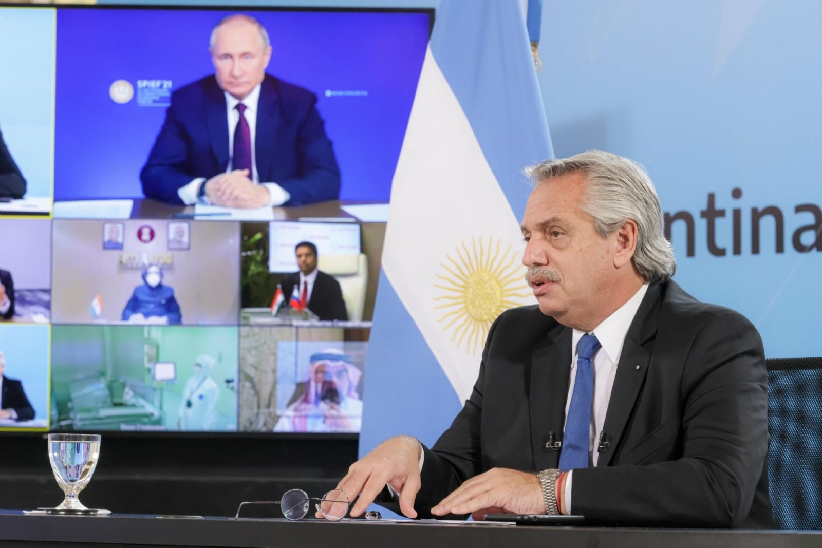 Alberto Fernández Putin