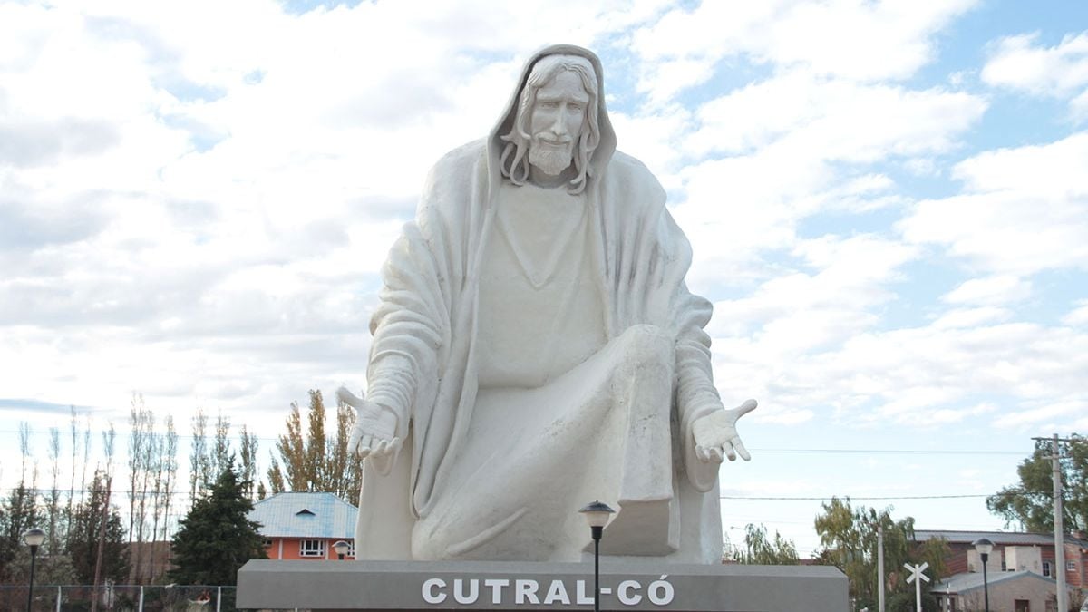 cutral-co-una-ciudad-que-empieza-a-buscar-su-identidad-5jpg