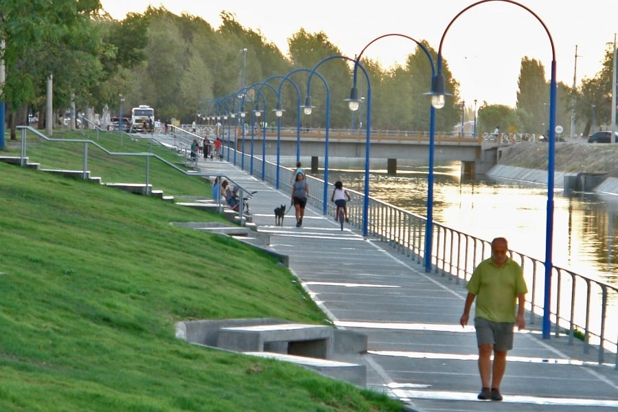 02-PASEO-CANAL-GRANDE-NORTE-5-900x600