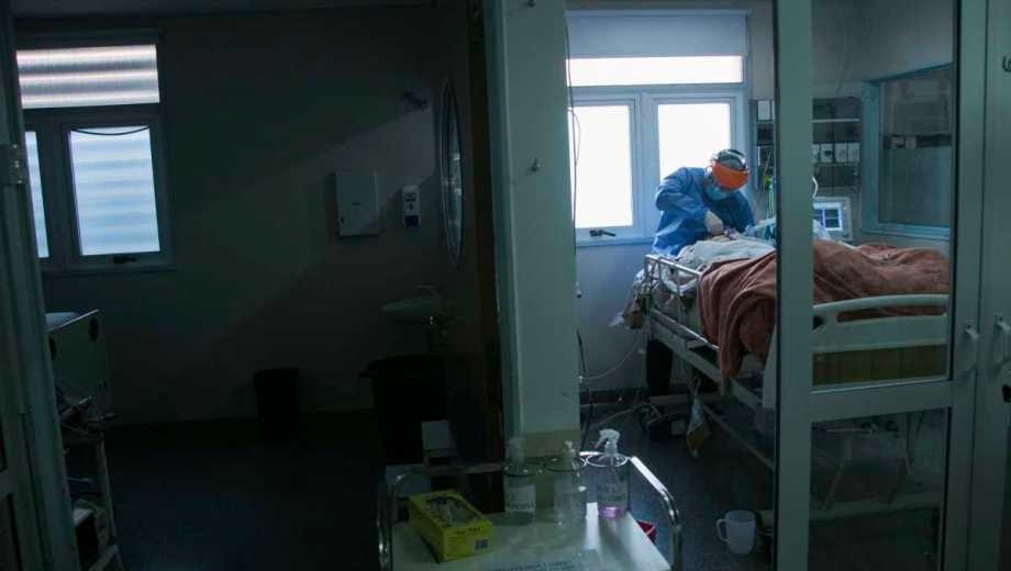 vf-terapia-intensiva-hospital-zatti-covid-19-4