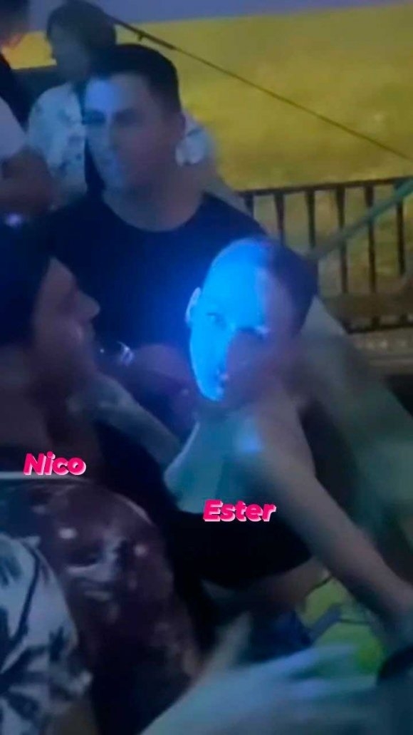 nico-furtado-esterexposito_04