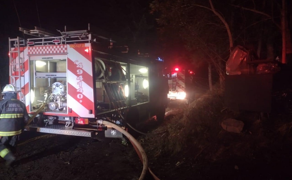 incendio vivienda barrio Cumelén1 Fuente La Angostura Digital