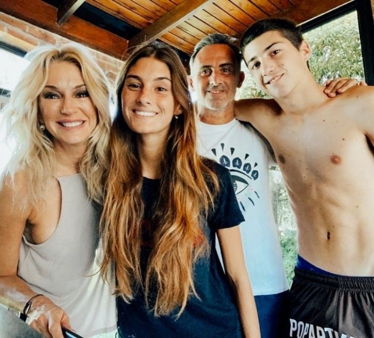 YANINA-CON-SUS-HIJOS