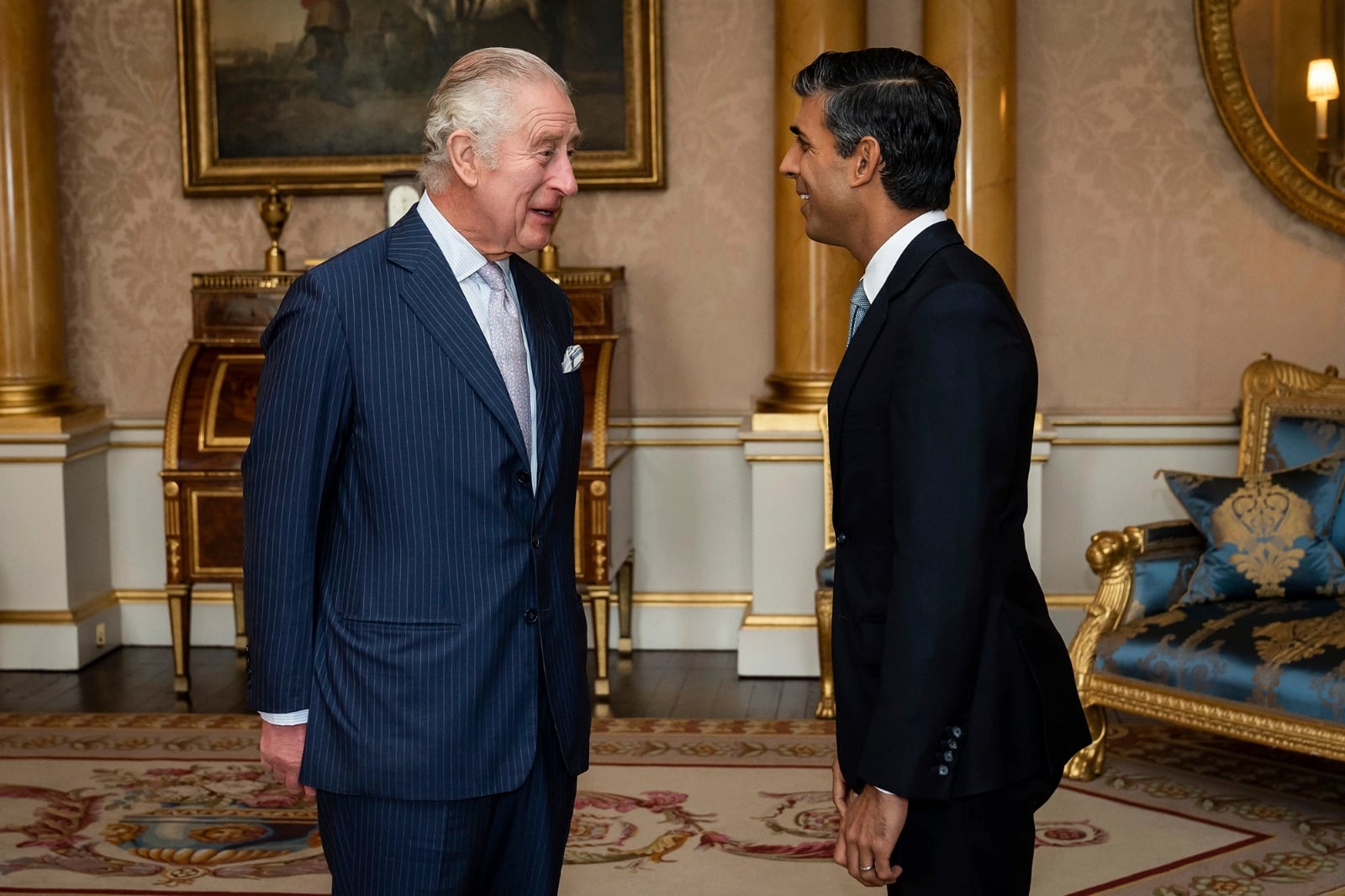 king-charles-meets-new-prime-minister-sunak-3