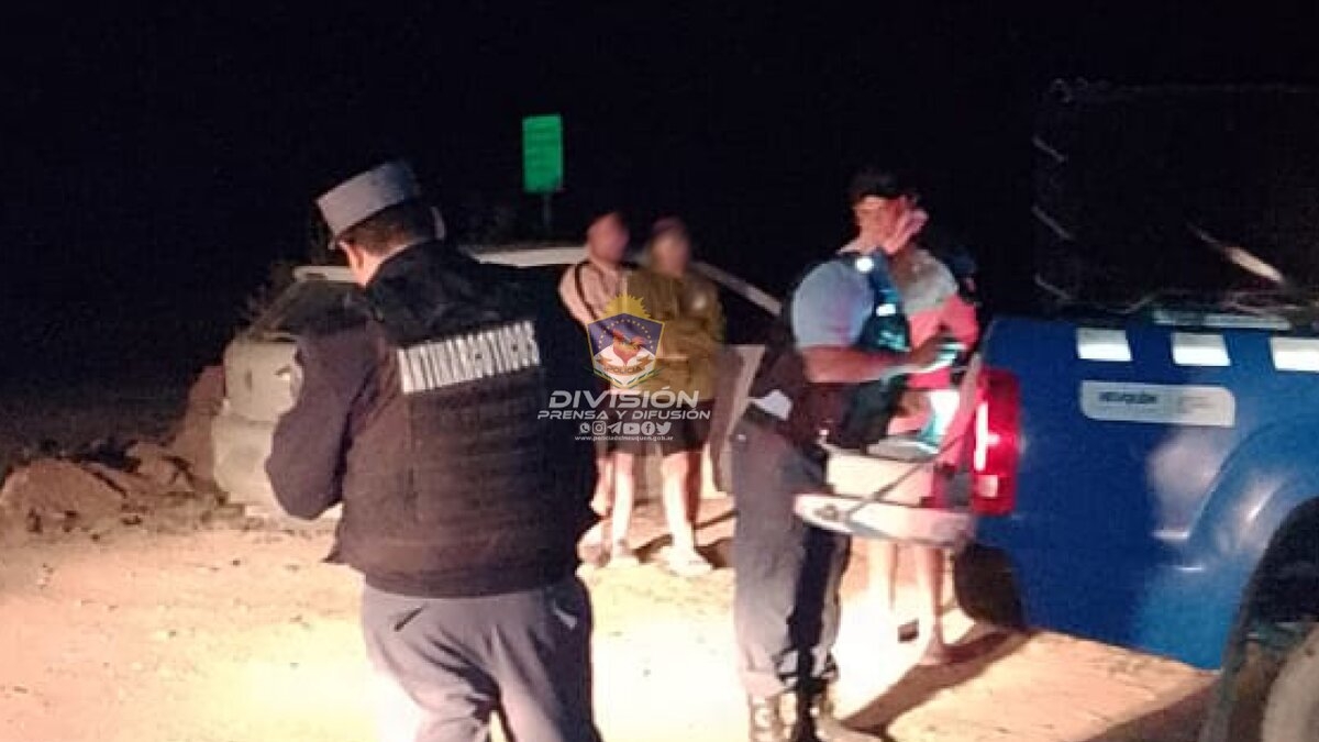 policia centenario - Policía de Neuquén