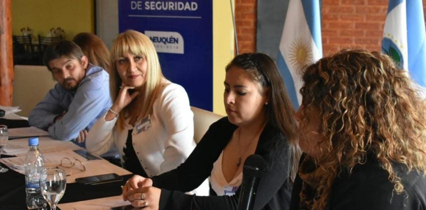 10-11-22-red-de-consumo-responsable-Loncopue-4-850x420