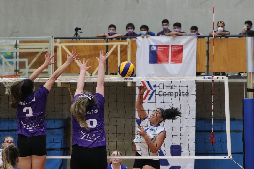 Vóleibol femenino en los Juegos de La Araucanía 2022