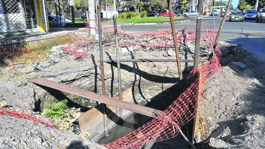 Imagen-Nqn-zocavon-de-calle-Lanin-y-av.-Olascoaga-2-Yamil