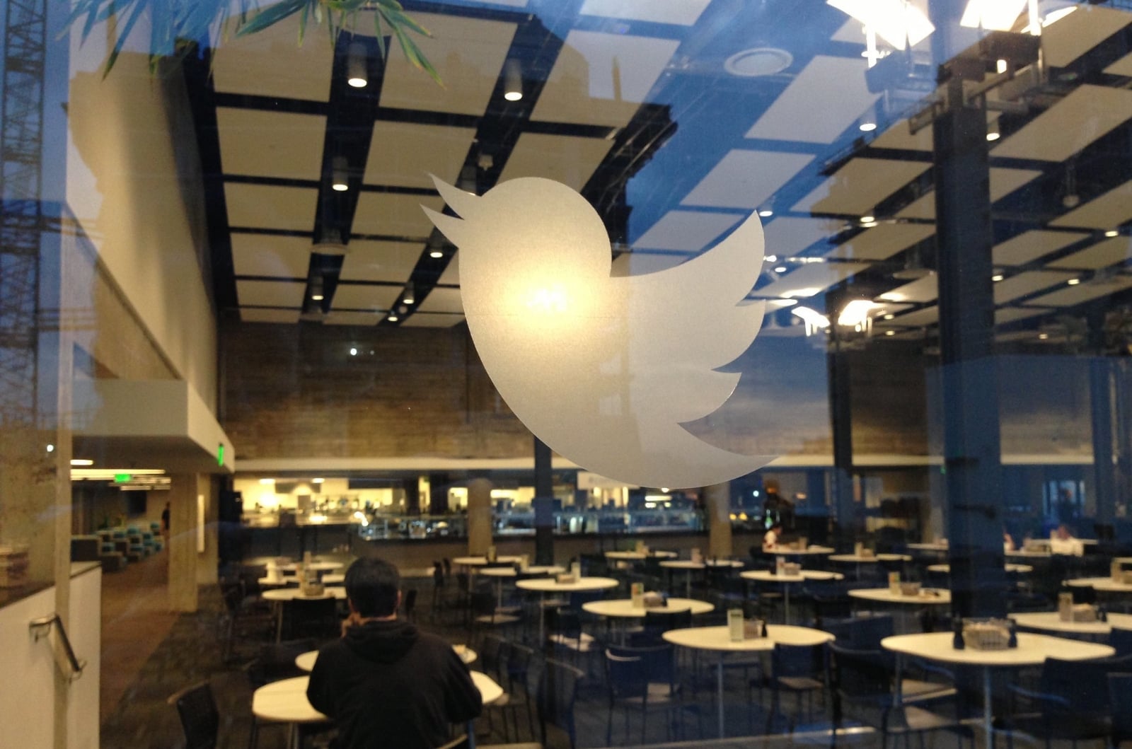 elon-musk-twitter-hq-austin-florida-