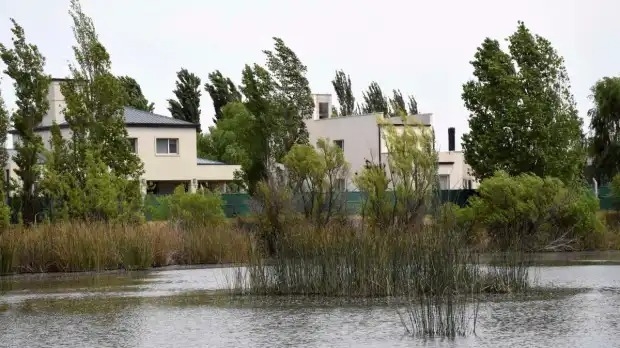 Desarrollo inmobiliario en Valentina Sur de la ciudad de Neuquén.