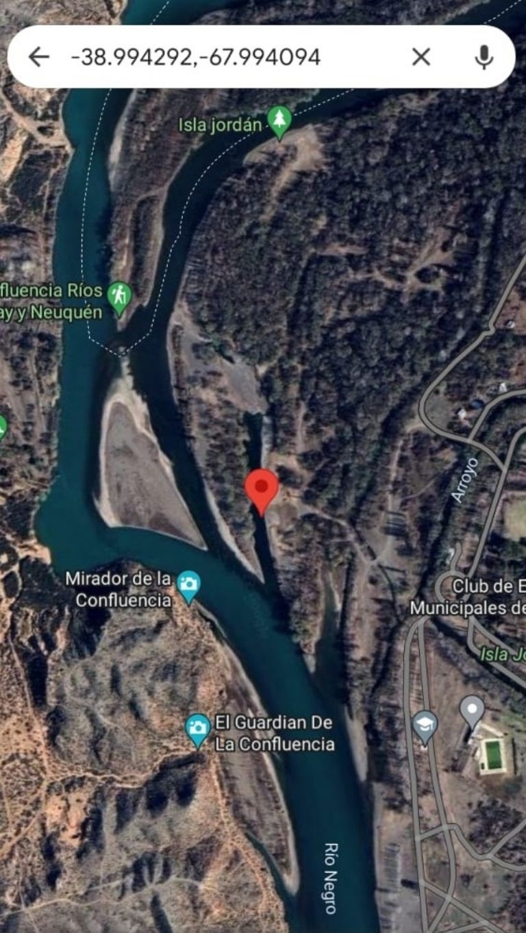 cuerpo rio negro - Google Maps 4