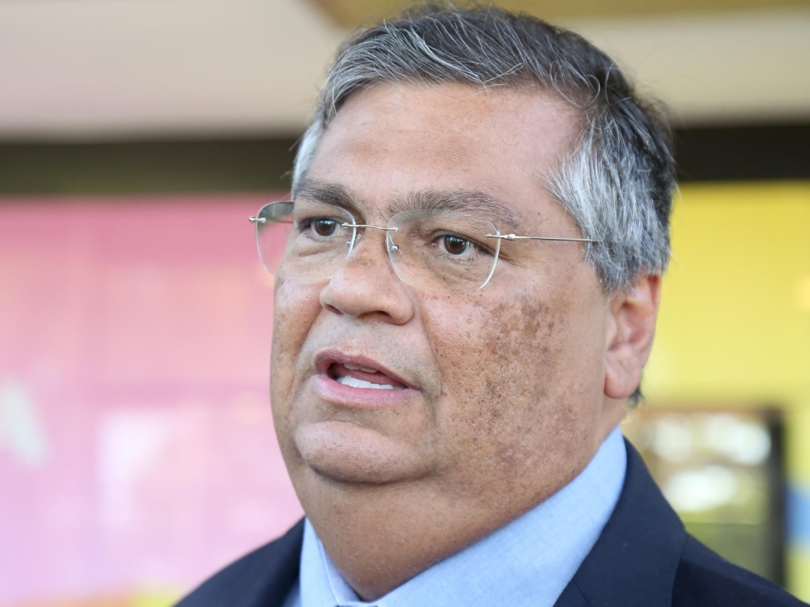 flavio-dino-chega-para-a-reuniao-do-conselho-politico-com-geraldo-alckmin-gleisi-hoffmann-e-demais-parlamentares-no-ccbb-em-brasilia-1668699733488_v2_4x3