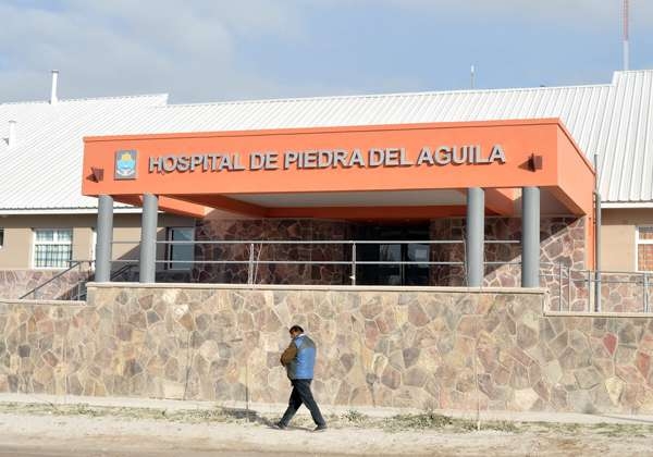 Hospital-Piedra-del-Aguila
