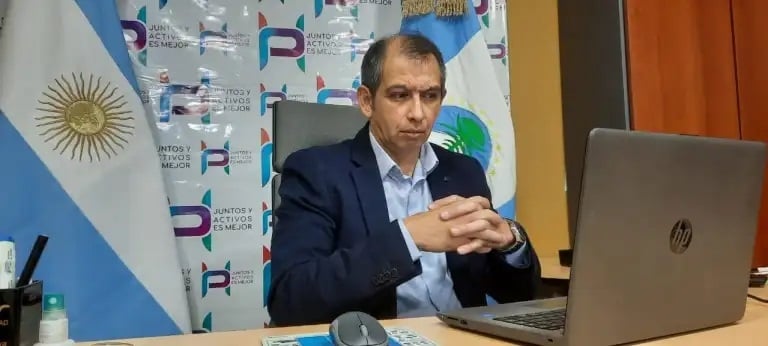 Intendente de Plaza Huincul, Gustavo Suárez