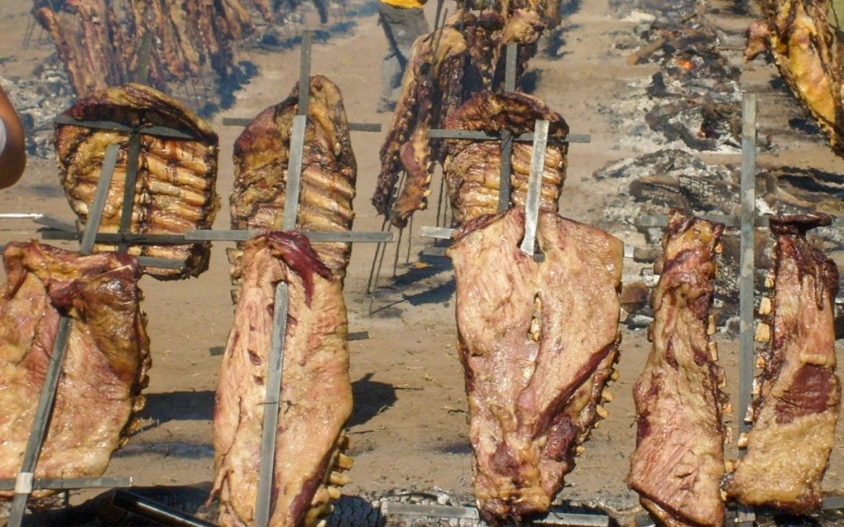 Asado a la estaca
