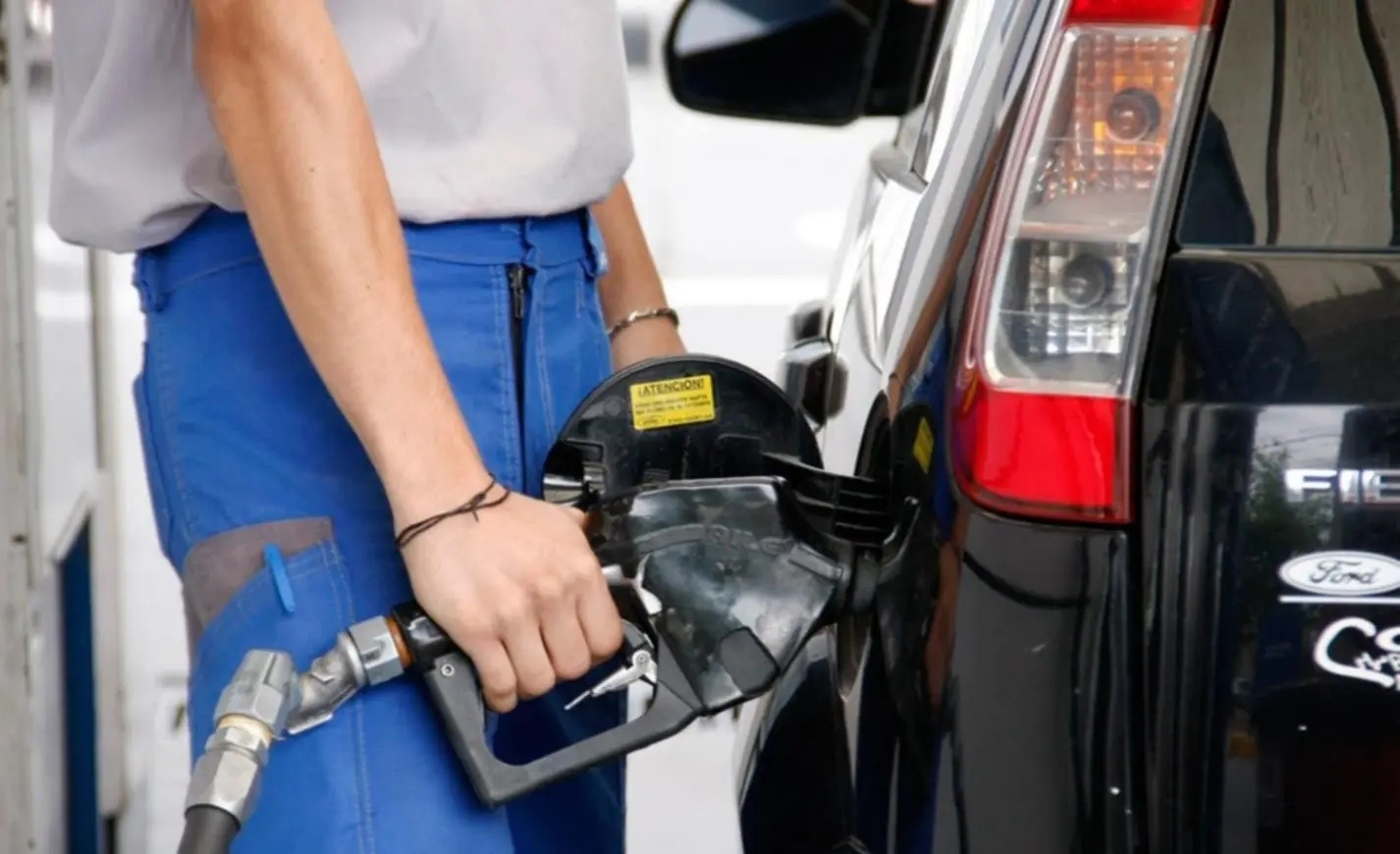 CARGA-COMBUSTIBLE-NAFTA-EXPENDEDORAS-YPF
