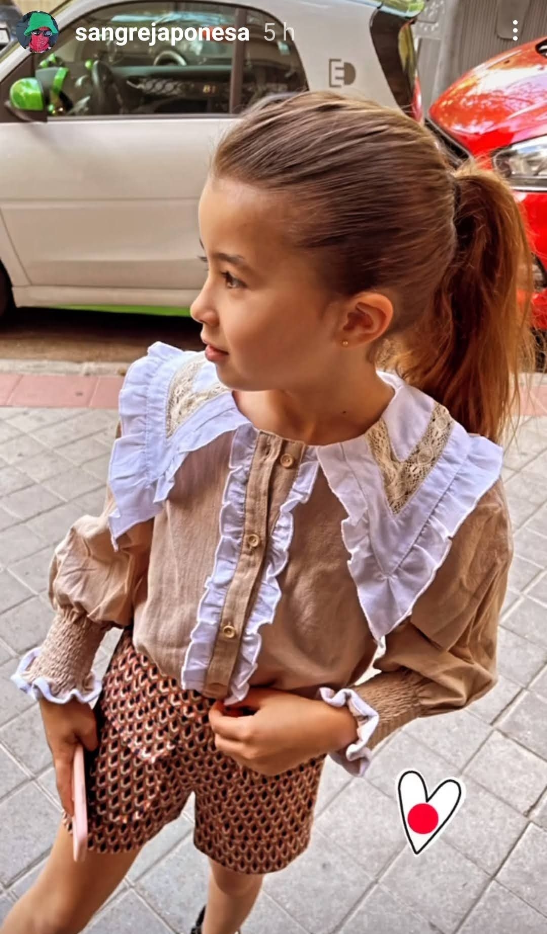 la-china-suarez-mostro-otro-particular-look-de-rufina-cabre-para-pasear-por-madrid-1234659