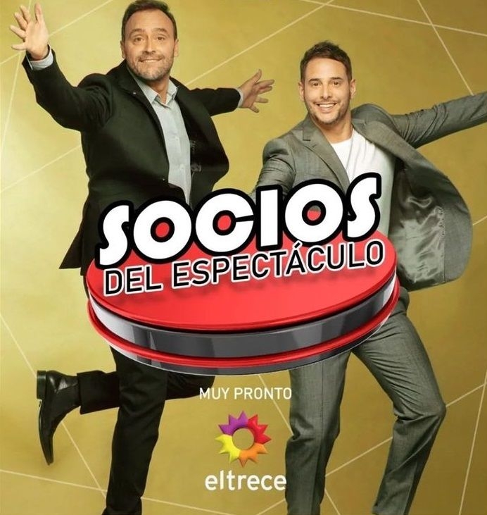 adrian-pallares-publico-la-primera-postal-del-elenco-de-socios-del-espectaculo-1303674