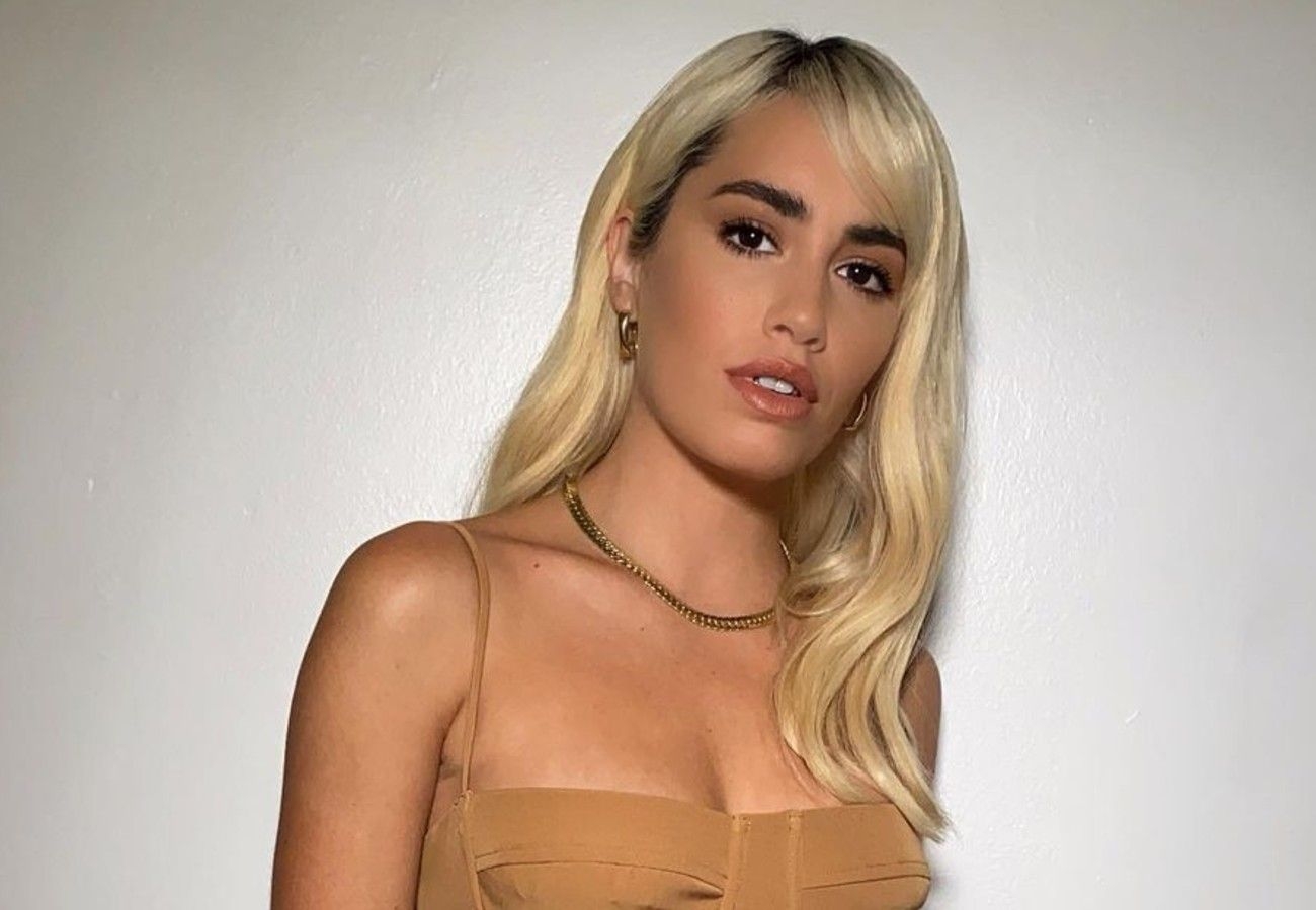 lali-esposito-y-el-super-look-verde-para-las-batallas-en-la-voz-argentina-1210656