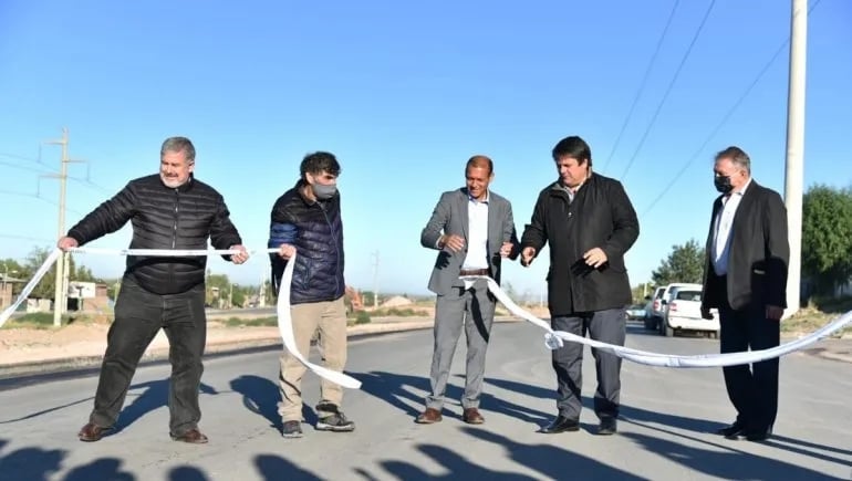 inauguracion-calle-polianskyjpg
