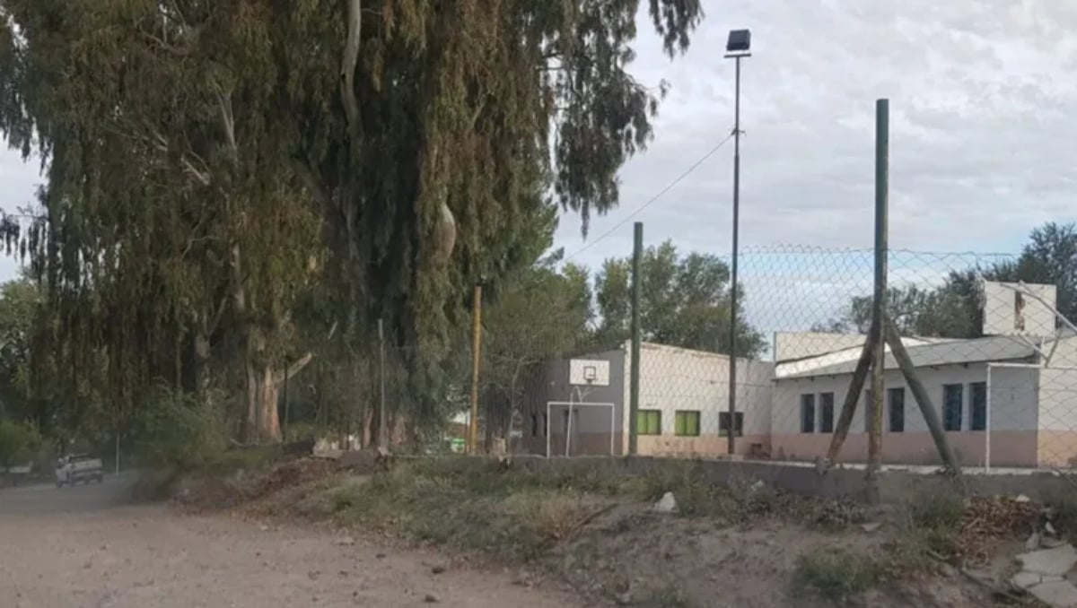escuela-centenariojpg (1)