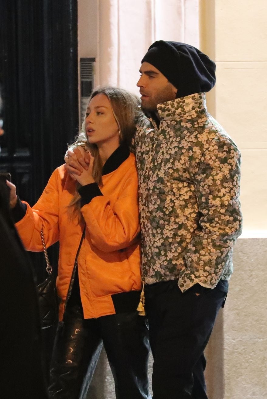 1174522espectaculos-ester-exposito-y-nicolas-furtado-carinosas-imagenes-que-confirman-su-romance-n448262-0x0-989644jpg